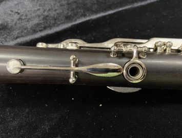 Photo Pristine Intermediate Level Leblanc Serenade Grenadilla Wood Bb Clarinet - Serial # LSA1274